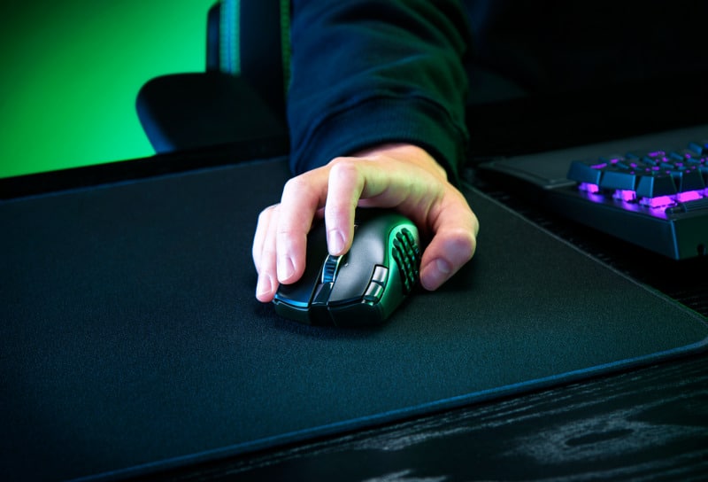 THE MMO KING IS BACK AND BETTER THAN EVER: RAZER LAUNCHES THE NEW RAZER NAGA V2 PRO