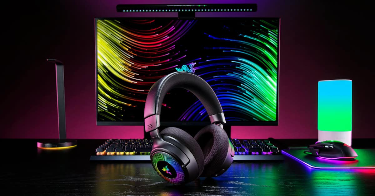 INTRODUCING THE RAZER KRAKEN V4 LINE