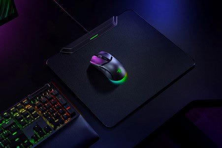 PUBLIC RAZER INTRODUCES COBRA HYPERSPEED – LIGHTWEIGHT PRECISION FOR NEXT-GEN GAMING