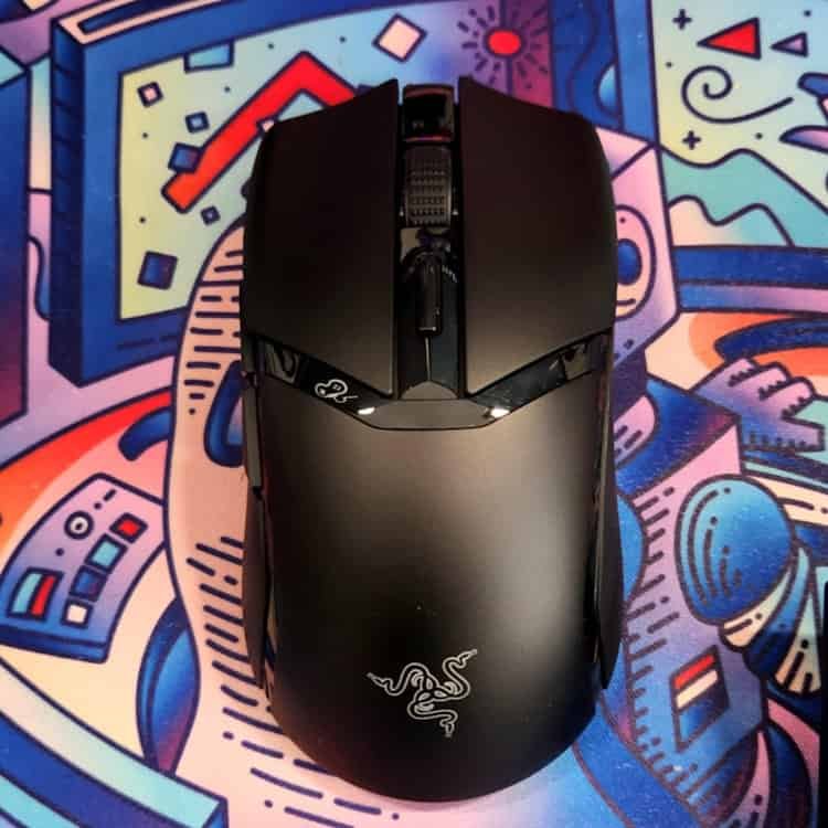 619e5df4 e3f4 41ae bd79 b609b6bf383c Razer Cobra Hyperspeed: Small Frame, Big Game