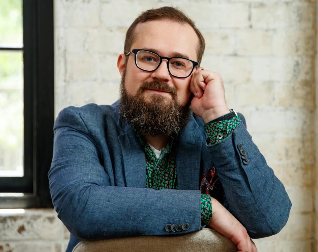 An Invitation to a Digital World: The Roblox Dilemma