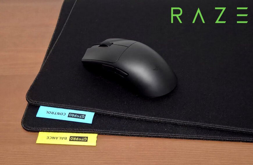 The Razer Viper V4 Pro - Familiar Shape, Sharper Intent, Zero Distraction