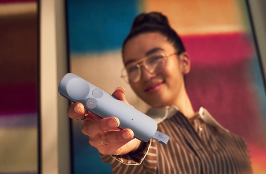Captivate Your Audience with the New Logitech Spotlight 2 Advanced Presenter, Featuring Haptics and Digital Highlighting