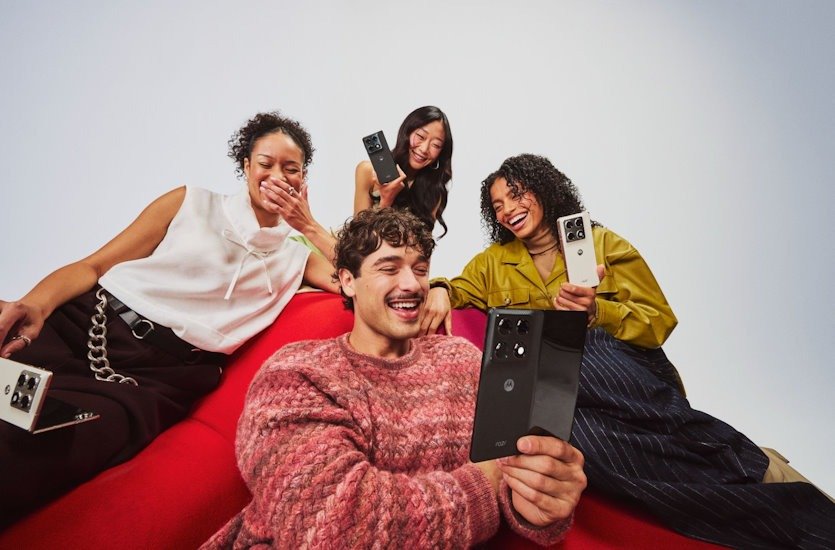 Motorola unfolds a new lineup with its first-ever book-style foldable